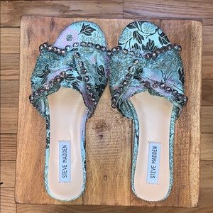 Steve madden slip on sandals sz 6.5